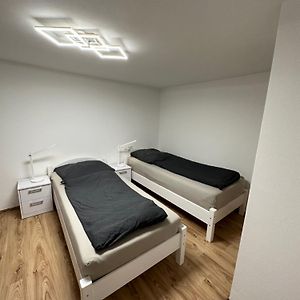 Guest Appartements Mit 2 Getrennten Schlafzimmern Fur 4 Personen 24H Check In Aalen Exterior photo