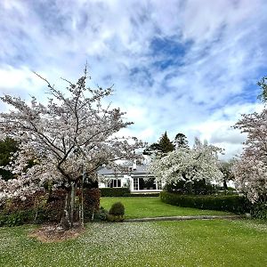 Bed and Breakfast Whiteacres Invercargill Exterior photo