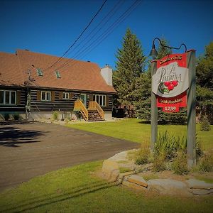 Bed and Breakfast Le Pimbina Mont-Tremblant Exterior photo