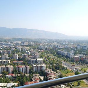 Apartmán 37Th Floor - Skyview Oasis - C Skopje Exterior photo