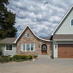 Country Cottage Basement Apartment Hayden Exterior photo