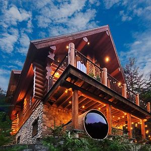 Vila Gem By Manning Park: Luxury Loghouse “Ravenloft” Sunshine Valley Exterior photo