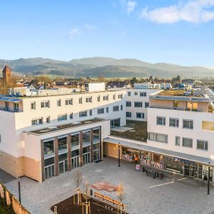 Aparthotel Empire Living: Denzlingen Marktplatz Exterior photo