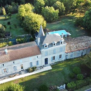 Bed and Breakfast Domaine Du Grand Ormeau Semillac Exterior photo