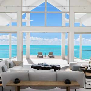 Vila La Mer South, Luxury Oceanfront On Sapodilla Bay Providenciales Exterior photo