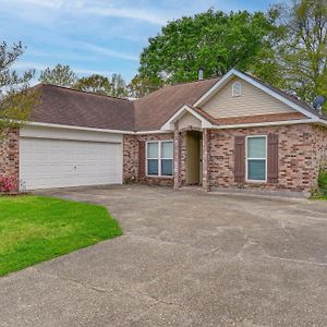 Vila Baton Rouge Retreat With Patio, Grill And Fire Pit! Exterior photo