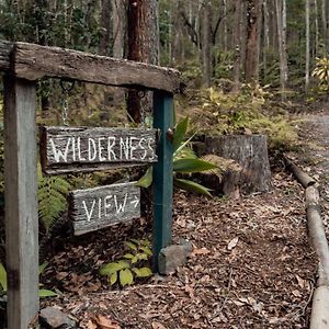 Vila Wilderness View By Tiny Away Mooloolah Exterior photo