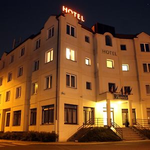 Hotel Theresia Kolín Exterior photo