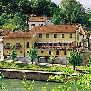 Hotel Haus Schons Mettlach Exterior photo