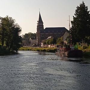 Vila Aux 10 Ponts - Gite Aux Abords Du Fleuve La Somme - La Mer A 30 Min - La Nuit Pour 6 Voyageurs Exterior photo