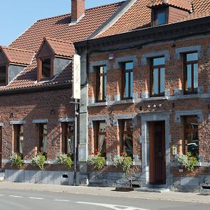 Hotel Auberge Le XIX Eme Thulin Exterior photo