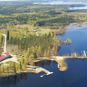 Bed and Breakfast Paksuniemen Majatalo Rääkkylä Exterior photo