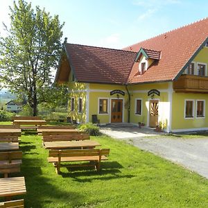 Vila Gaestehaus Lisa Deutschlandsberg Exterior photo