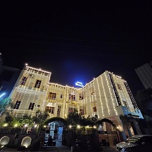 The Indraj Palace Hotel Džajpur Exterior photo