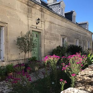 Bed and Breakfast La Maison Clere-les-Pins Exterior photo