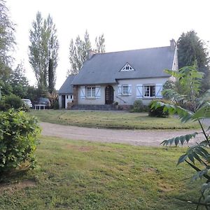 Vila Entre Terre Et Mer Au Pays Des Enclos Paroissiaux Saint-Thégonnec Exterior photo