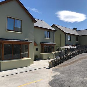 Bed and Breakfast Harbour View Bed & Breakfast Castletownbere Exterior photo