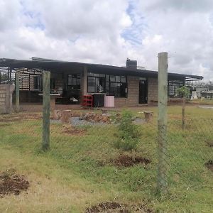 Vila The Warehouse At Kipeto Kitengela Exterior photo