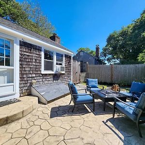 Charming Cape-Cod Cottage By Summer Dennis Exterior photo