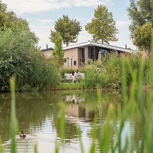 Hotel Topparken - Recreatiepark Het Esmeer Aalst Exterior photo