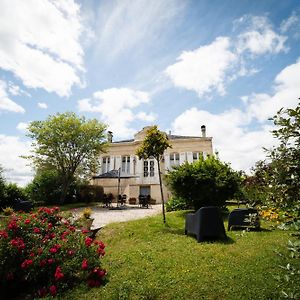 Bed and Breakfast Chateau Papounan Saint-Estèphe Exterior photo