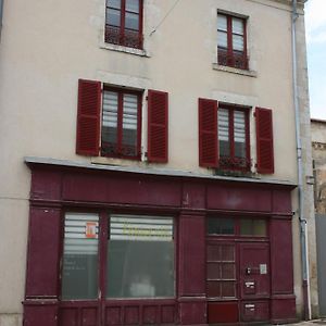 Apartmán La Vallee Du Thouet Airvault Exterior photo