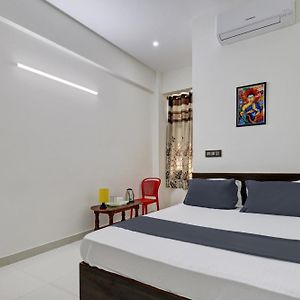 Oyo Flagship J.K. Suites & Rooms Bengalúr Exterior photo