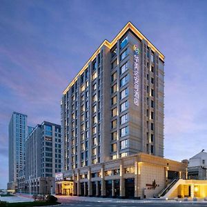 Hotel Ramada Encore By Wyndham Wuhan Caidian Exterior photo