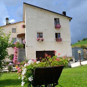 Aparthotel Agriturismo Fonte Lupini Pescocostanzo Exterior photo