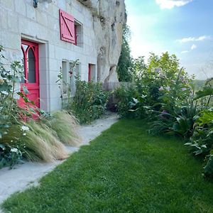 Vila Gite Des Perreyeurs - Maison Troglodyte Avec Vue Sur Loire Montsoreau Exterior photo