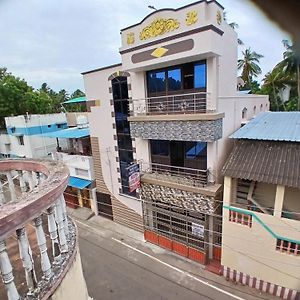 Apartmán Marudha Temple View Thiruvidaimaruthur Thiruvidaimarudur Exterior photo