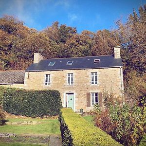 Vila Maison Du Bonheur, A Beautiful Stone Built House, Plésidy Exterior photo