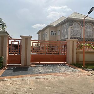 Oryz Apartments Abuja Exterior photo