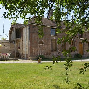 Vila Le Bas Du Buisson Ferme Bucey-en-Othe Exterior photo