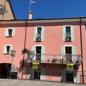 Apartmán L Antica Porta Bedonia Exterior photo