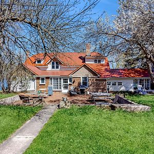 Vila Antique Lake Front Getaway- The Lake House Ripon Exterior photo