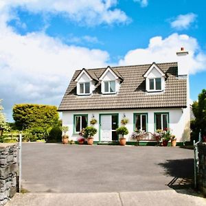 Vila Fough East, Oughterard Exterior photo