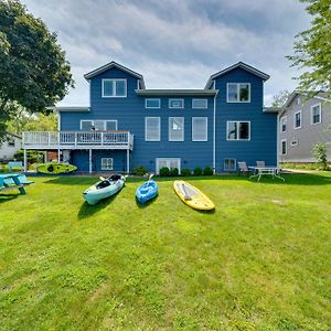 Waterfront Lake Como Home With Private Pier! Lake Geneva Exterior photo