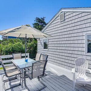 Quaint Coastal Cottage With Patio! Charlestown Exterior photo