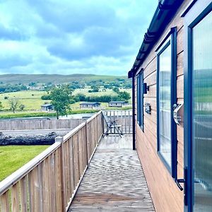 Vila Lake View At Pendle View Holiday Park Bb7 4Dh Clitheroe Exterior photo