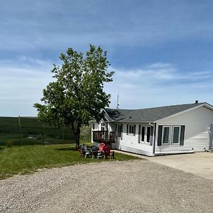 Vila Foothills Ranch & Airbnb Cardston Exterior photo