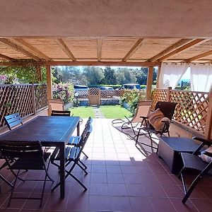 Appartamento Vicino Al Mare Con Giardino E Veranda Proiettore Exterior photo