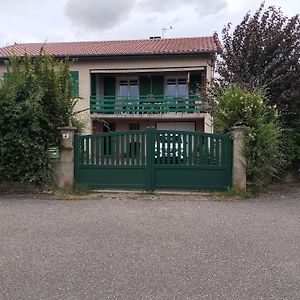 Apartmán L'Escale Thermale Montrond-les-Bains Exterior photo