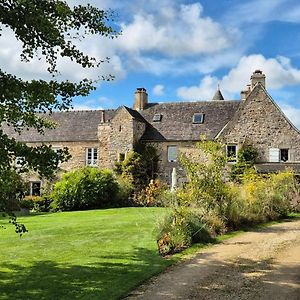 Vila Gite De Charme Au Manoir Du Plessis-Quinquis Sainte-Seve Exterior photo