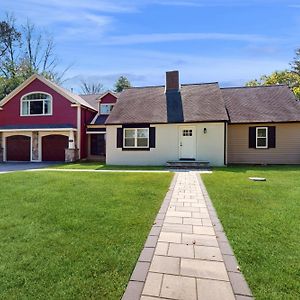 Vila Corbally House Foxborough Exterior photo