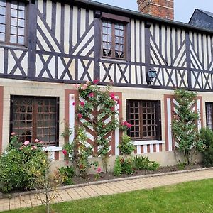 Chambres D'Hotes Chez Claire Beuvron-en-Auge Exterior photo