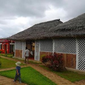 Go Andasibe Hotel Exterior photo