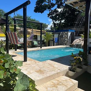 Vila Tropicoco Pool House Steps From The Beach Puerto Nuevo Exterior photo