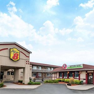 Hotel Super 8 By Wyndham Guelph Exterior photo