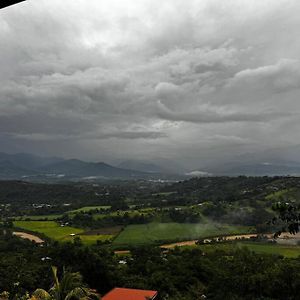 Vila Alojamiento River Pacuar Exterior photo